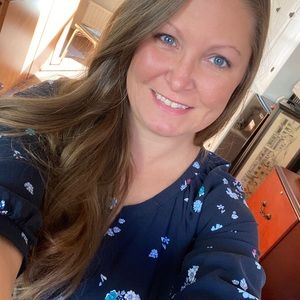 Meet your Posher, Hillary